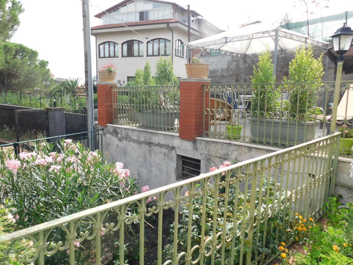 Althea Etna Garden Bed & Breakfast Nicolosi Exterior photo